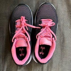 Brand new Under Armour big girls sneakers